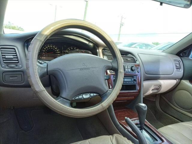 used 2002 Mitsubishi Diamante car, priced at $3,999