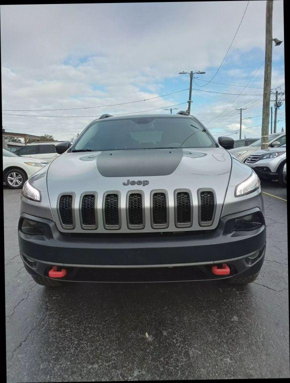 used 2017 Jeep Cherokee car, priced at $9,499