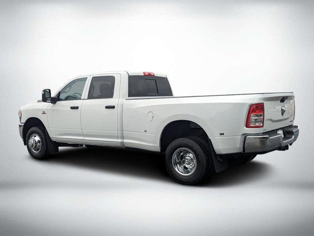 new 2024 Ram 3500 car, priced at $68,377