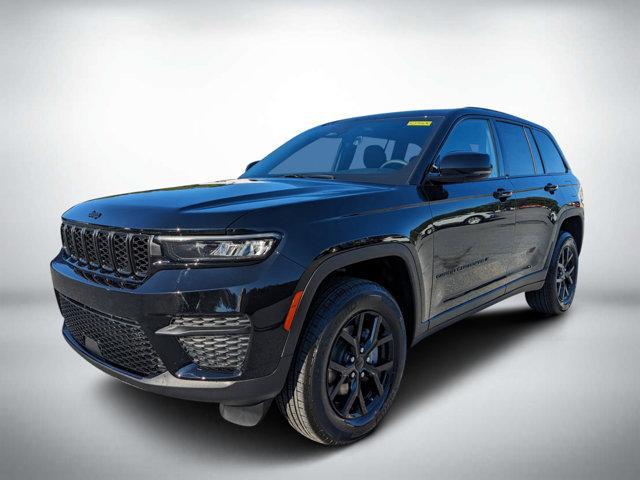 new 2025 Jeep Grand Cherokee car, priced at $45,025