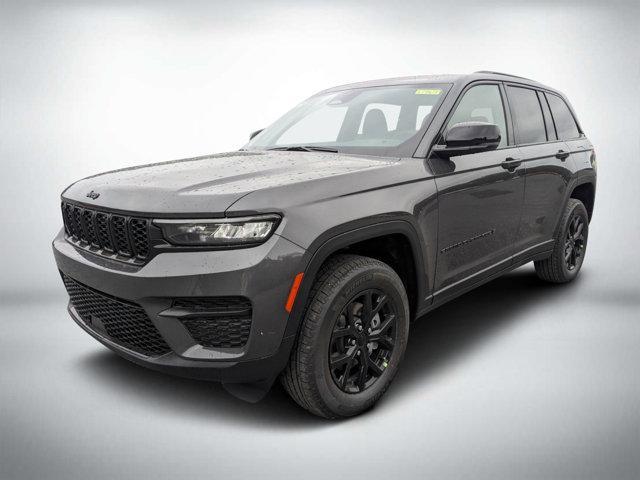 new 2025 Jeep Grand Cherokee car, priced at $45,025