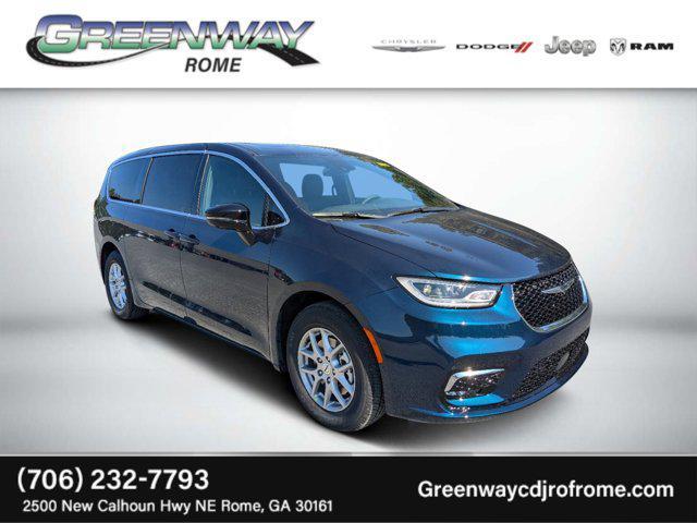 new 2025 Chrysler Pacifica car, priced at $47,815