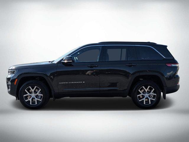 new 2024 Jeep Grand Cherokee car, priced at $51,935