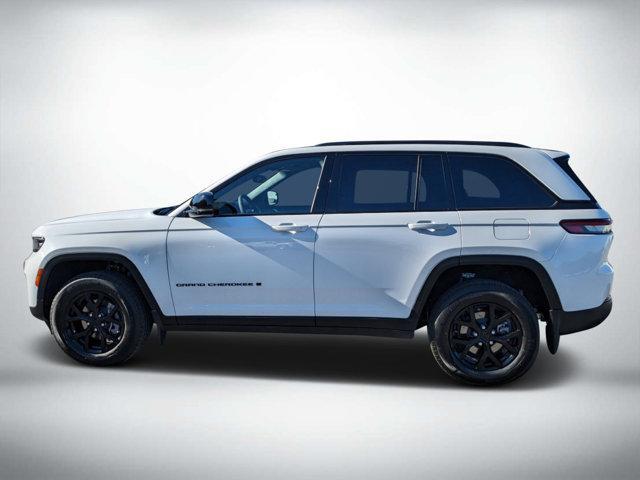 new 2024 Jeep Grand Cherokee car, priced at $42,442