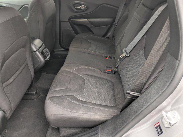 used 2019 Jeep Cherokee car, priced at $13,934