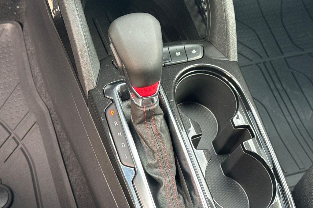 new 2025 Chevrolet TrailBlazer car, priced at $27,499