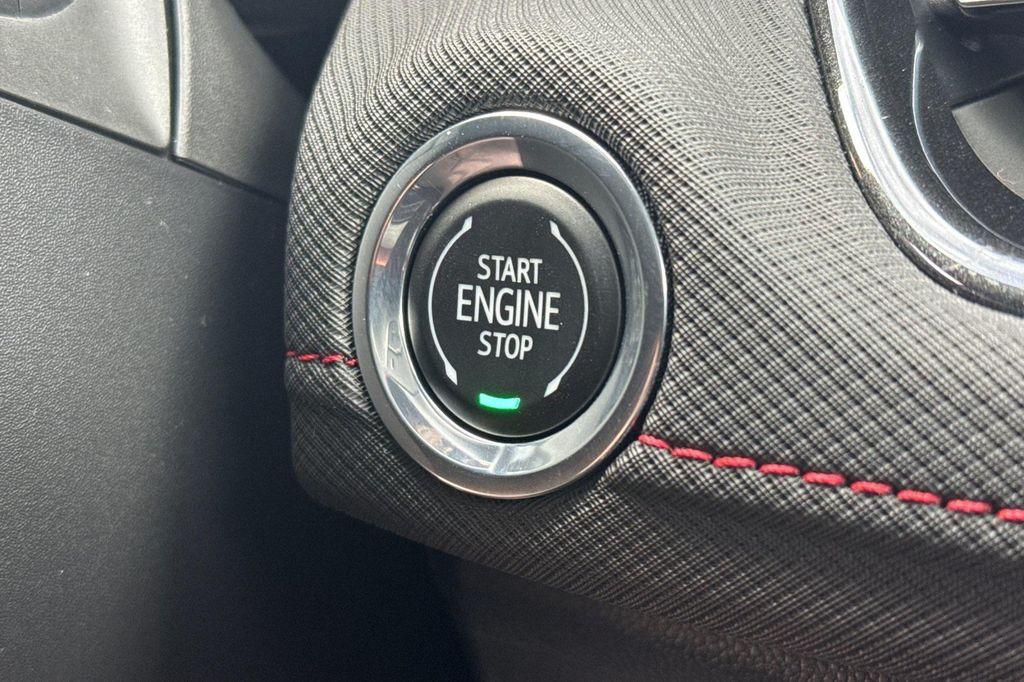 new 2025 Chevrolet TrailBlazer car, priced at $27,499