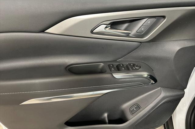 new 2025 Chevrolet Traverse car, priced at $42,813