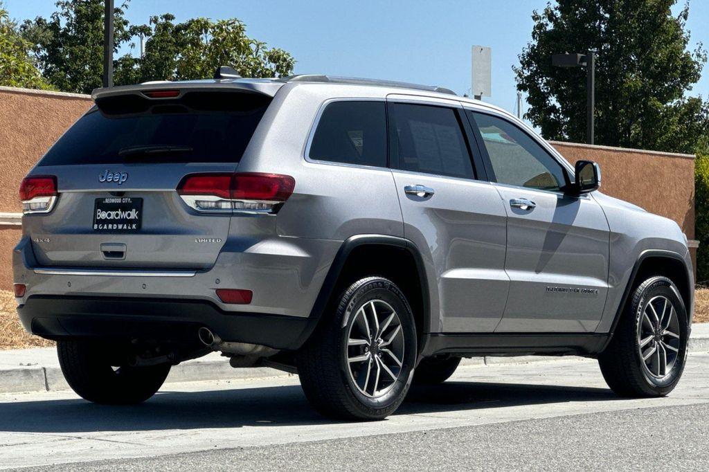 used 2021 Jeep Grand Cherokee car, priced at $23,201