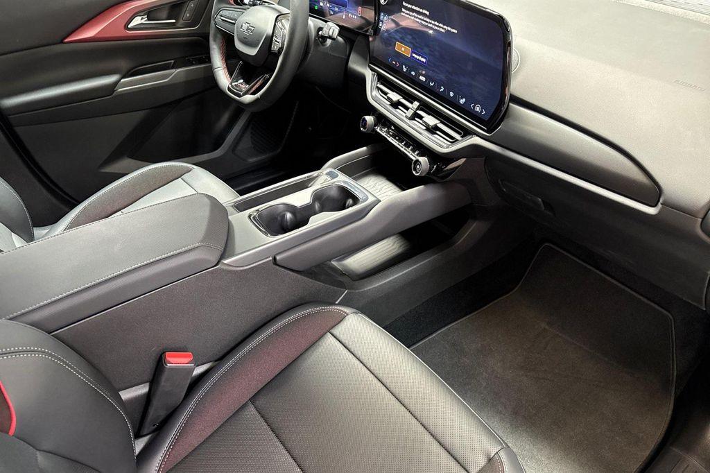 new 2025 Chevrolet Equinox EV car, priced at $41,920