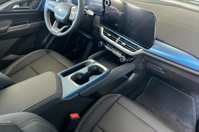 new 2025 Chevrolet Equinox EV car, priced at $40,595