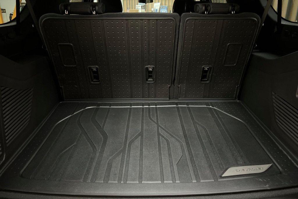 new 2026 Chevrolet Suburban car, priced at $68,879