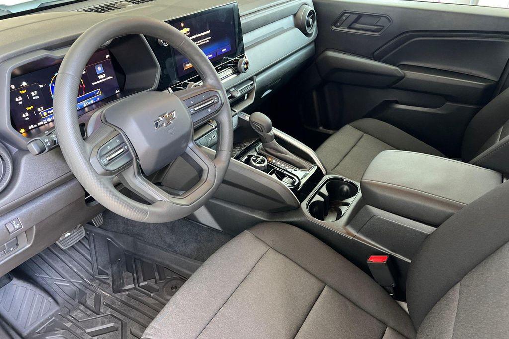 new 2025 Chevrolet Colorado car, priced at $38,626