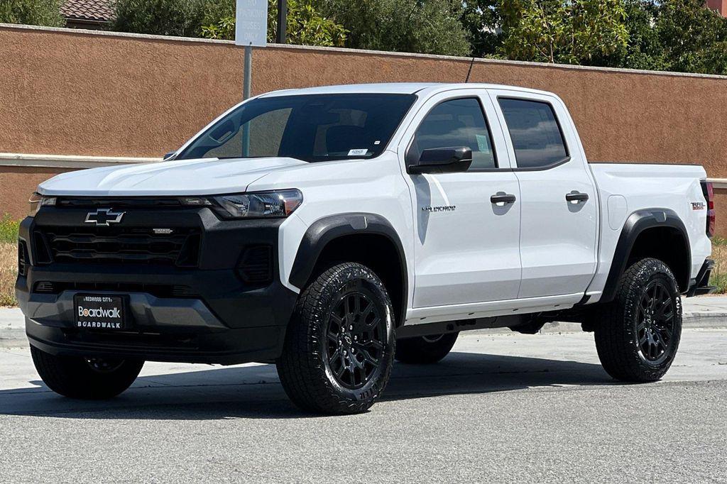 new 2025 Chevrolet Colorado car, priced at $38,626