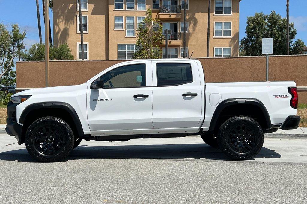 new 2025 Chevrolet Colorado car, priced at $38,626