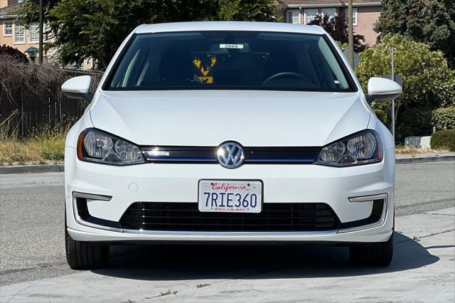 used 2016 Volkswagen e-Golf car, priced at $14,556