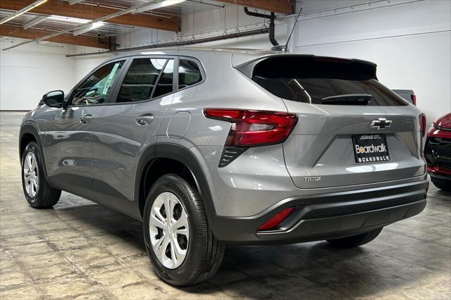 new 2025 Chevrolet Trax car, priced at $22,780