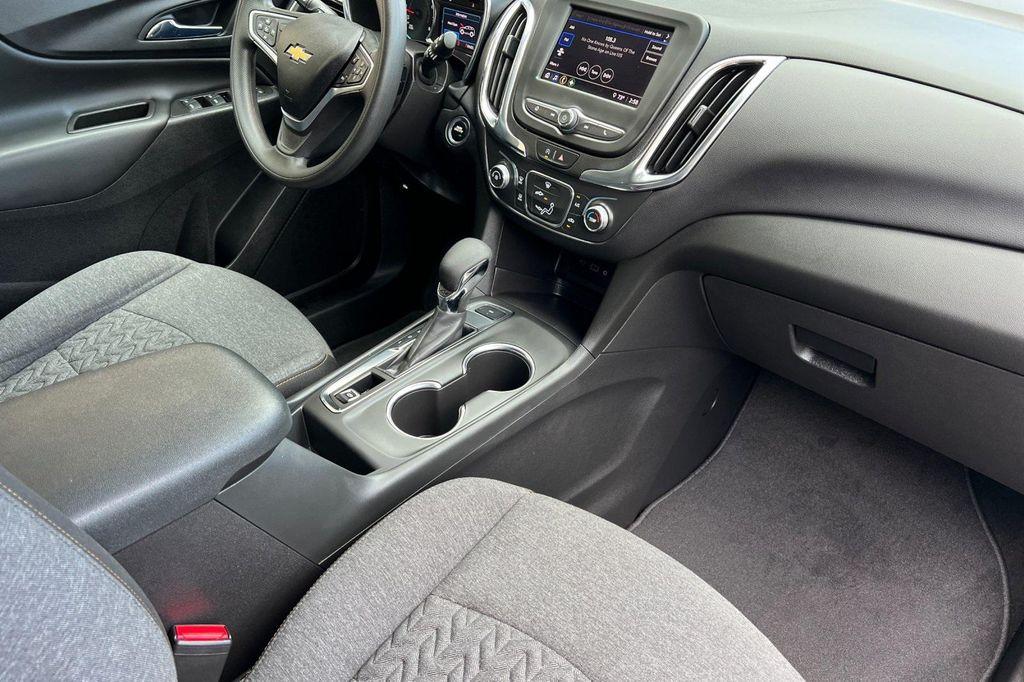 used 2022 Chevrolet Equinox car, priced at $21,301