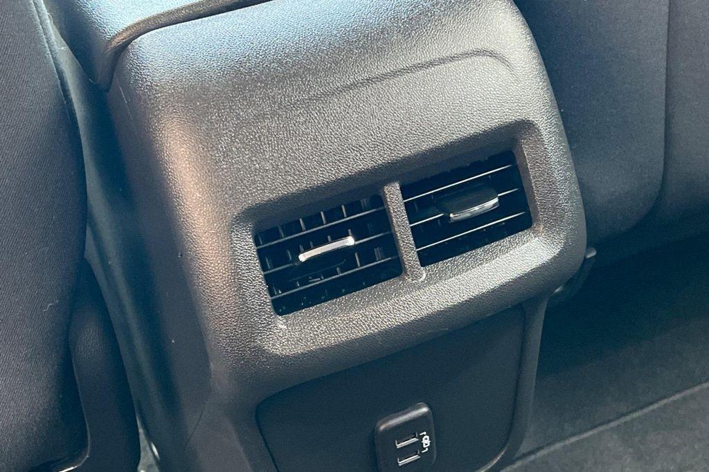 used 2022 Chevrolet Equinox car, priced at $21,301