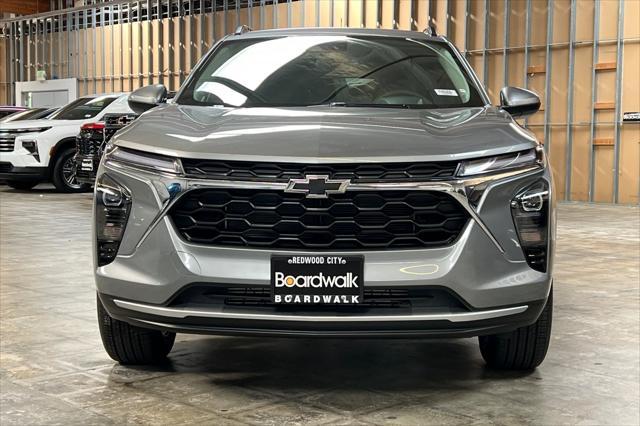 new 2025 Chevrolet Trax car, priced at $25,478