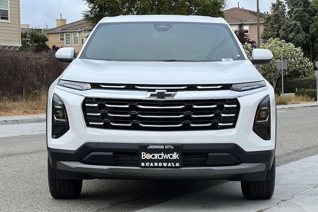 new 2026 Chevrolet Equinox car, priced at $30,017