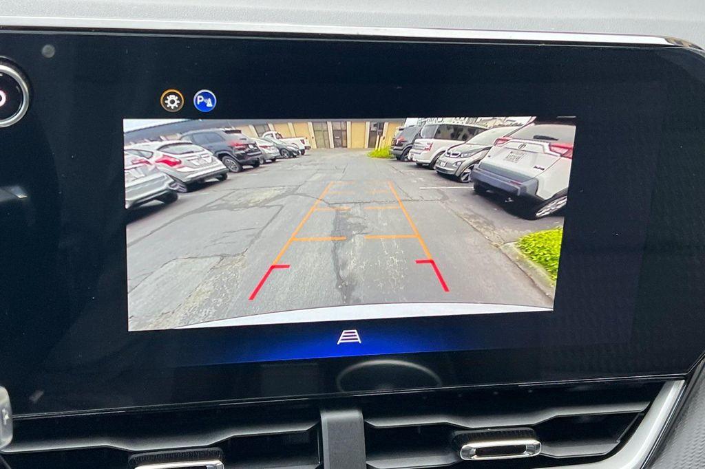 new 2026 Chevrolet Equinox car, priced at $30,017