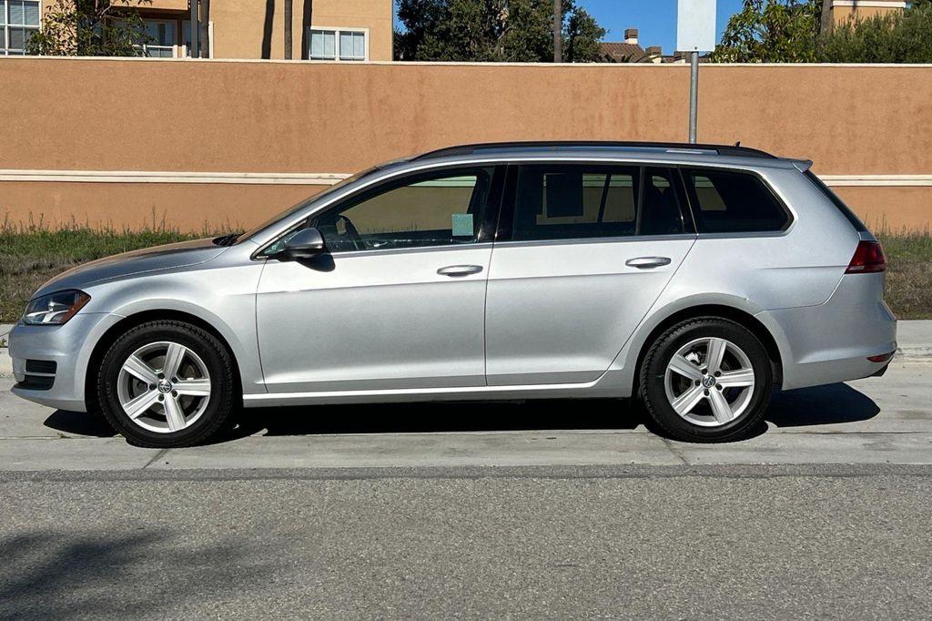 used 2015 Volkswagen Golf SportWagen car, priced at $12,995