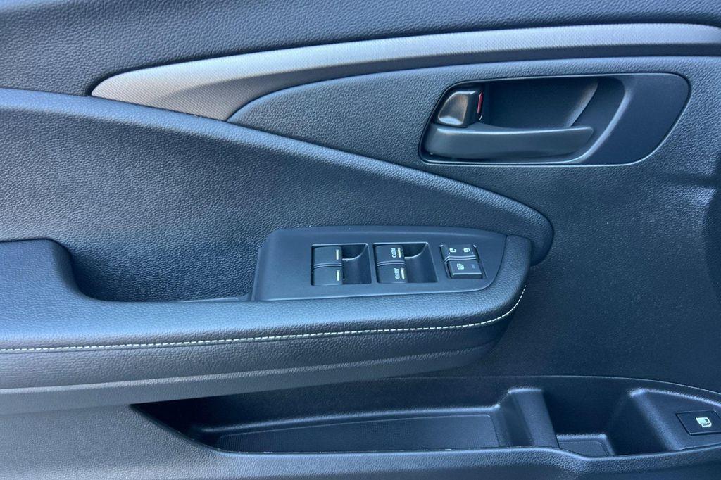 used 2025 Honda Ridgeline car, priced at $38,775