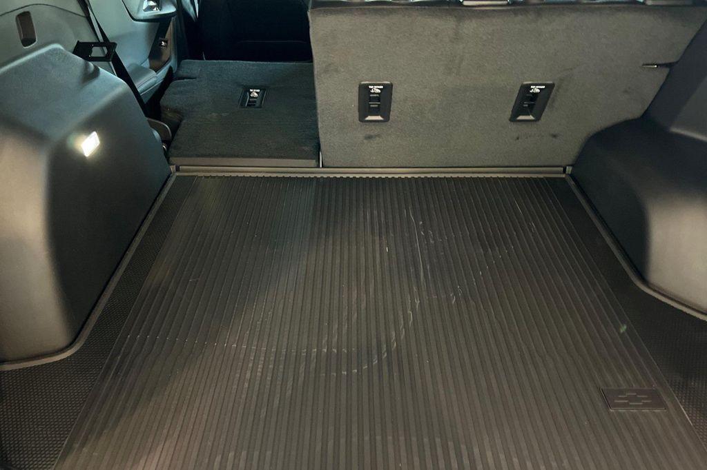 new 2026 Chevrolet Equinox car, priced at $38,437