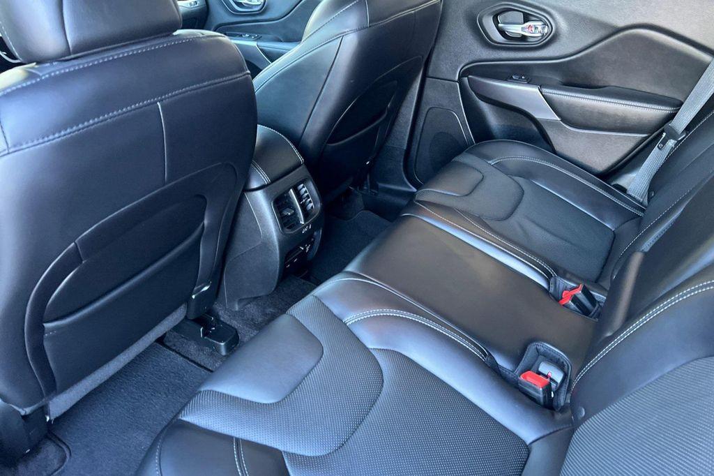 used 2019 Jeep Cherokee car, priced at $17,998