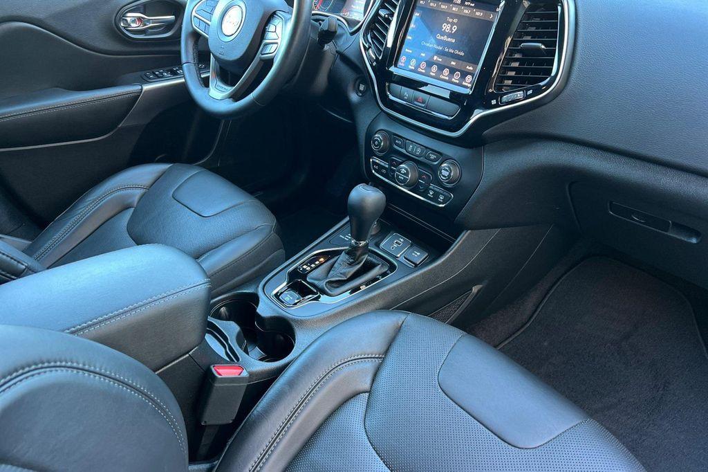 used 2019 Jeep Cherokee car, priced at $17,998