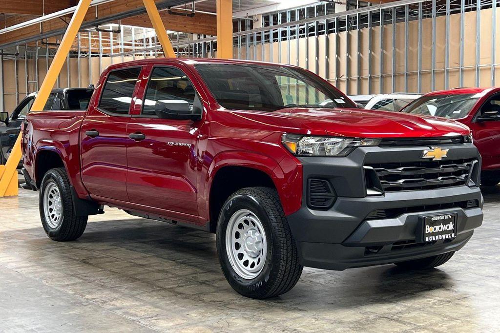 new 2025 Chevrolet Colorado car, priced at $34,599