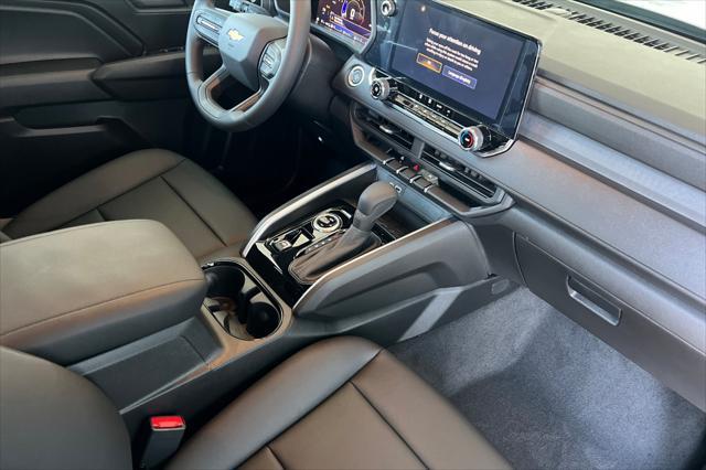 new 2025 Chevrolet Colorado car, priced at $38,200