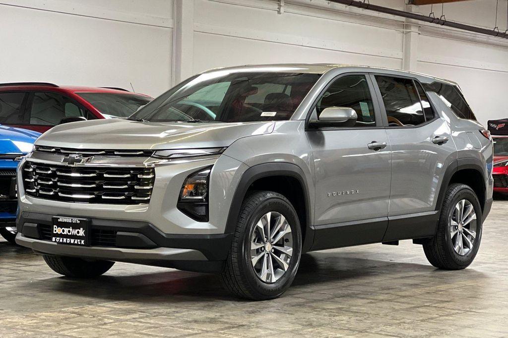 new 2026 Chevrolet Equinox car, priced at $30,017