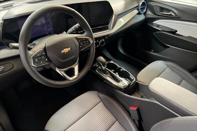 new 2025 Chevrolet Trax car, priced at $25,735