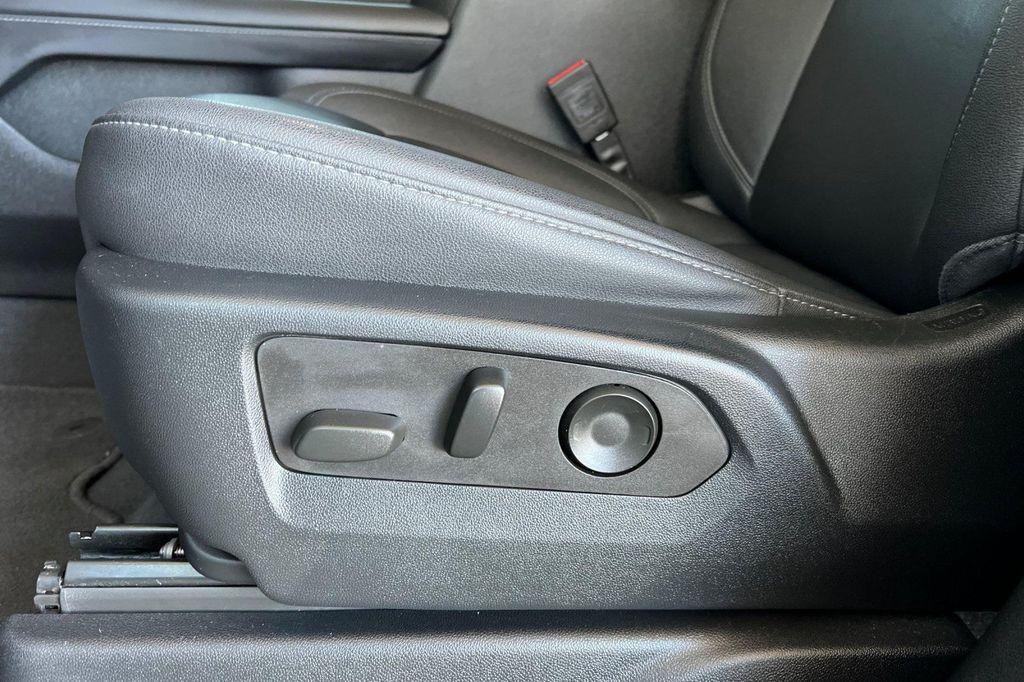 used 2023 Chevrolet Suburban car, priced at $44,632