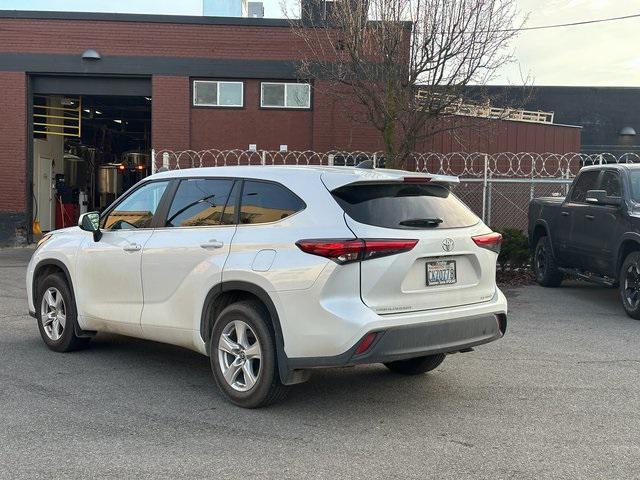 used 2023 Toyota Highlander car, priced at $36,595