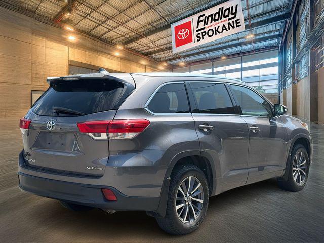 used 2018 Toyota Highlander car, priced at $23,595