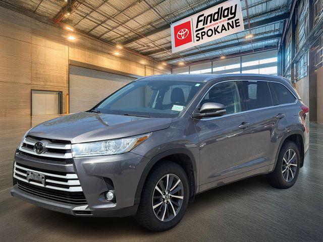 used 2018 Toyota Highlander car, priced at $23,595
