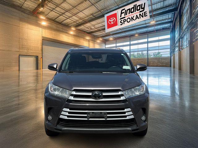 used 2018 Toyota Highlander car, priced at $23,595
