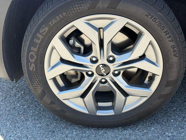 used 2024 Kia Seltos car, priced at $22,825