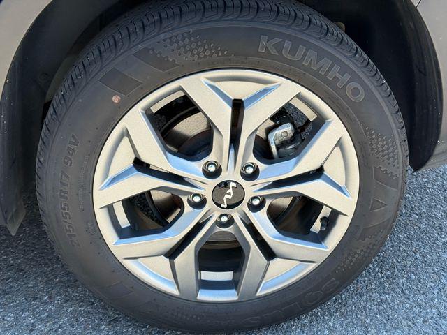 used 2024 Kia Seltos car, priced at $22,825