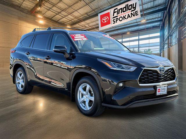 used 2021 Toyota Highlander Hybrid car, priced at $36,363