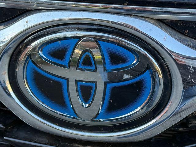 used 2021 Toyota Highlander Hybrid car, priced at $37,995