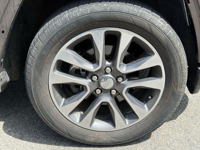 used 2017 Jeep Grand Cherokee car, priced at $16,995