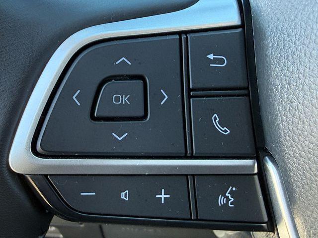 used 2023 Toyota Highlander car, priced at $41,995