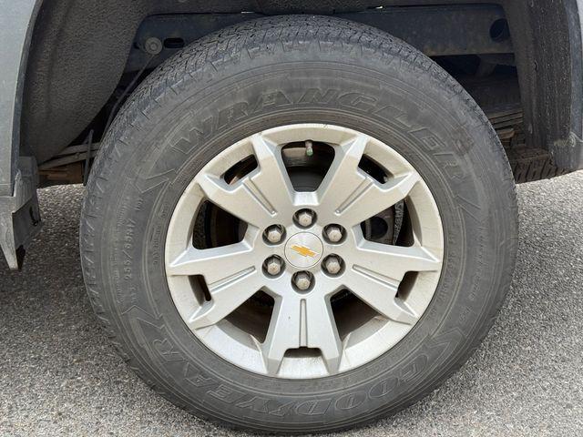 used 2015 Chevrolet Colorado car, priced at $22,995