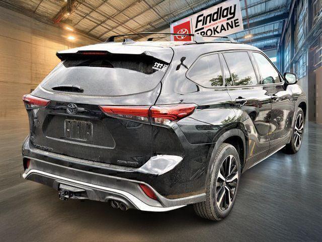 used 2021 Toyota Highlander car, priced at $36,040