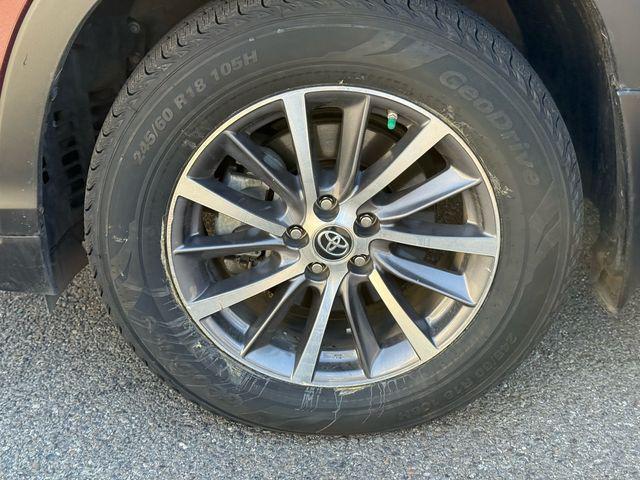 used 2019 Toyota Highlander Hybrid car, priced at $37,520