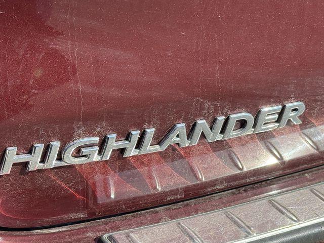 used 2019 Toyota Highlander Hybrid car, priced at $37,520